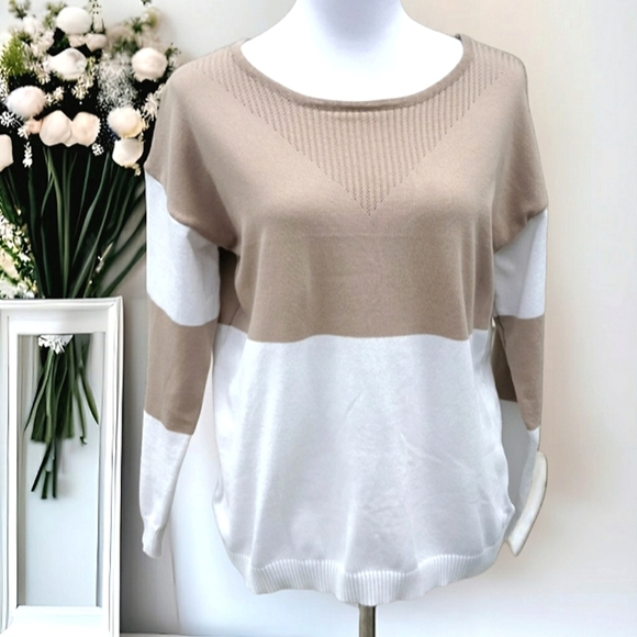 SHEIN Tops - SHEIN Brown & White Scoop Neck Long Sleeve Pullover Sweatshirt Sz L